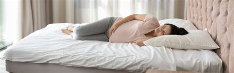 How to Sleep Safely During Pregnancy: Mattress Tips & Ideal Positions ...