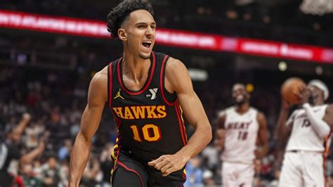 Download Zaccharie Risacher Atlanta Hawks Wallpaper | Wallpapers.com