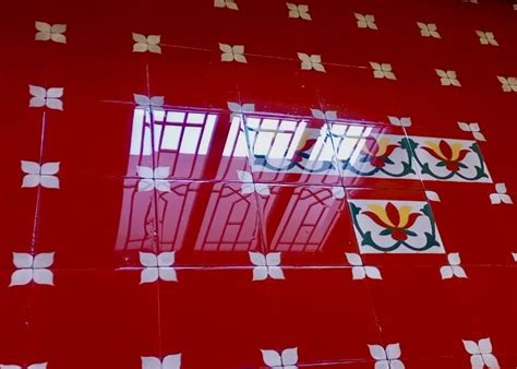 Red Athangudi Tile With White Design | SKAC