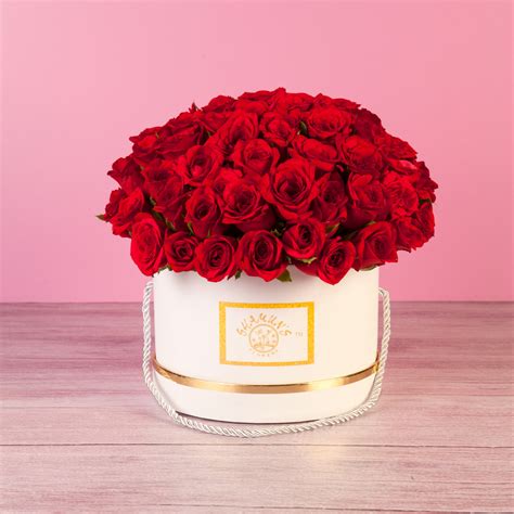 50 Red Roses In A Hat Box | Send Boxed Roses – Shamuns Flowers
