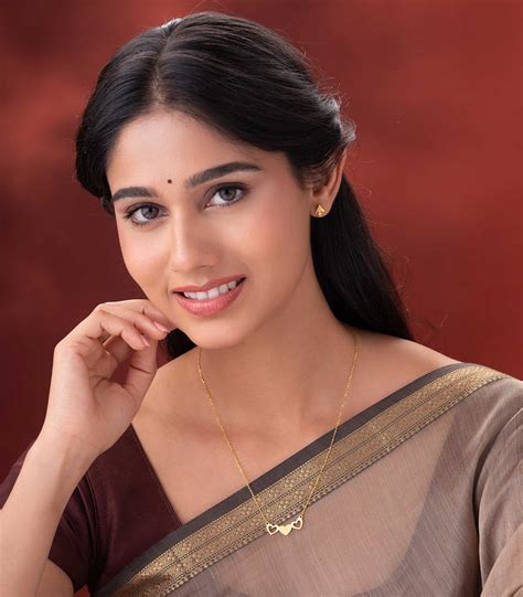 Triple Heart Goph Necklace – P. N. Gadgil & Sons Ltd