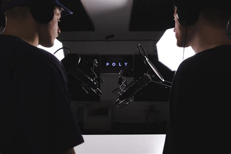 Poly Studio Review 的图像结果