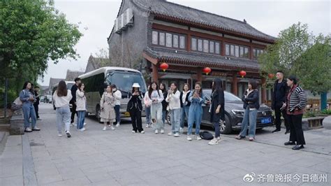 吃饭5分钟，排队2小时...长沙外地网红碰上本地网红，这次你站谁？！_凤凰网美食_凤凰网