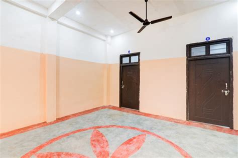 Hotel O by OYO Dream palace, Flagship Safipur, Book @ ₹1218 - OYO