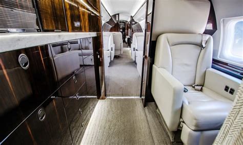 N121SA Global Express - Sun Air Jets S/N 9082