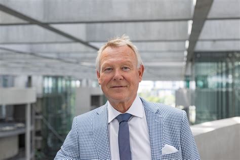 Free Pictures of a Politician 的图像结果