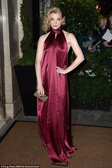 natalie dormer silk natalie dormer makes a dramatic appearance in crimson natalie dormer silk natalie dormer makes a dramatic appearance in crimson