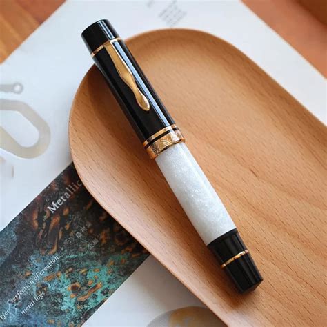 Buy Moonman Majohn P139 White Fountain Pen Online |Moonman Pens|Makoba
