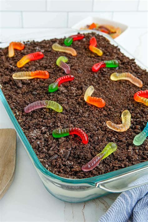Oreo Dirt Cake | Dirt cake, Dirt cake recipes, Dirt dessert
