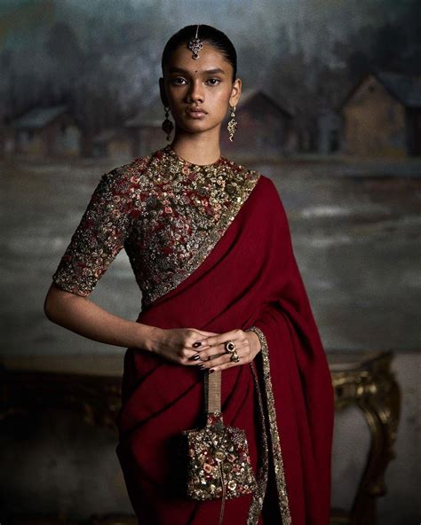 Bridal Blouse Designs: Here's a Guide to Curate a Unique Look for Your ...