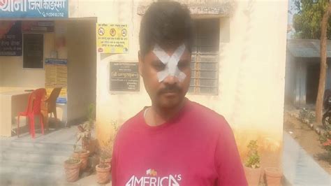 कोडरमा: होली पर अश्लील गाना बजाने से रोकने गई पुलिस पर जमकर पथराव, 6 ...