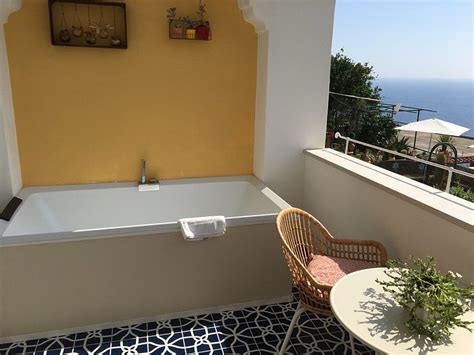 PEZZ PEZZ (Praiano) - Guesthouse Reviews, Photos, Rate Comparison ...