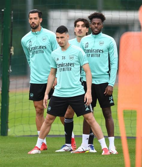 📸 The best pictures of training pre-Brentford | Gallery | News ...