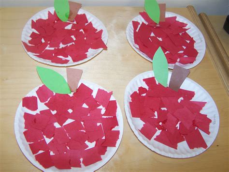 Apple Craft, Preschool | Preschool crafts, Apple art projects, Apple ...