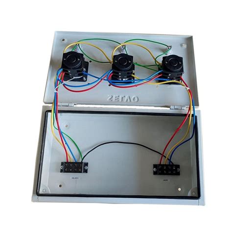 SELVO 32A Three Phase Neutral (TPN) Phase selector Enclosure ...