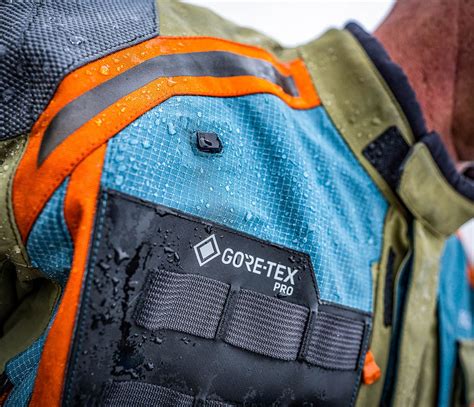 Business Man Suit Amor Badlands 的图像结果