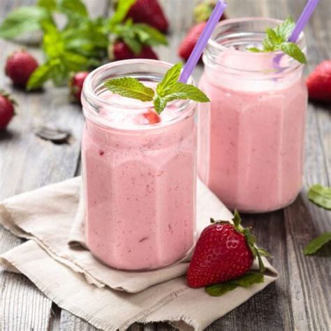 Strawberry Milkshake Recipe