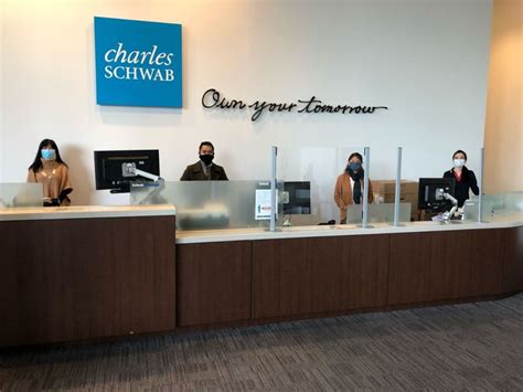 Charles Schwab Office Photos | Glassdoor