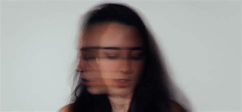 Everything To Know About Submechanophobia