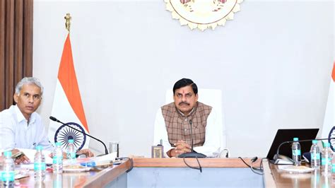 Big Action: सीएम मोहन यादव ने चंबल रेंज के IG, DIG और कटनी व दतिया के ...