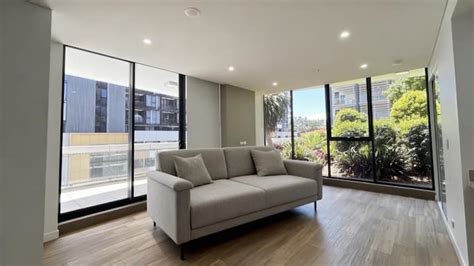 Spacious 3B2B Mascot Near Sydney Airport - Flats for Rent in Mascot ...