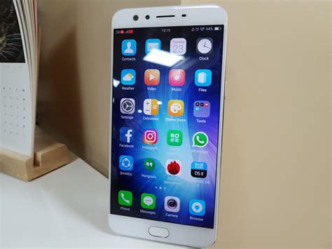 OPPO launches F3 Plus with dual camera for Rs. 30,990: Where can you ...