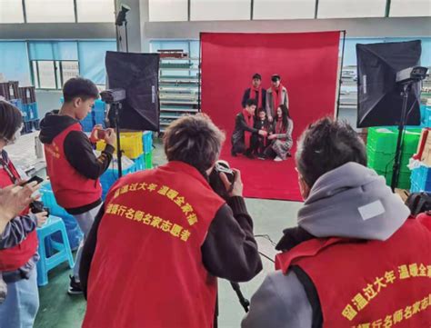 温籍华裔青年走访家乡企业 探寻创业奥秘 - 温州网络电视