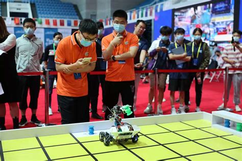 2021年中国大学生工程实践与创新能力大赛全国总决赛在京开幕--教育--人民网