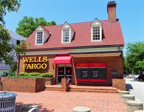 Wells Fargo Bank | Hillsborough Street | Raleigh, NC