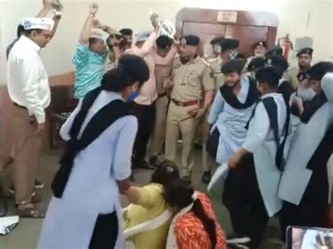 AAP protests over STM lease controversy at Surat municipal corporation ...