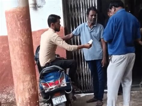 Blood-trafficking racket exposed at Jabalpur Medical College: Ward boys ...