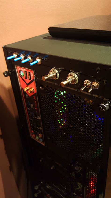 Alien PC Case 的图像结果