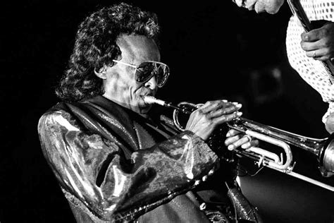 Farrokh Chothia’s portraits of jazz greats BB King, Miles Davis have ...