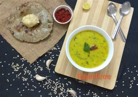 Urad Dal (Gujarati Style) Recipe by Rajeshree Shah (Homechef), Gujarat ...