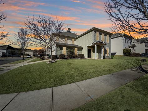 15305 Colonial Park Dr, Huntersville, NC 28078 | Zillow Media Experts