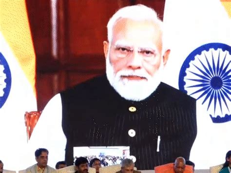 Jewar Lawless to Hub | PM Modi Inaugurates Semiconductor Unit in Noida