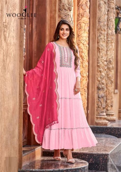 Fancy Kurti with dupatta set wholesale collection online in Surat