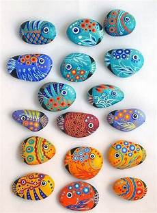 steine bemalen mit acrylfarbe paint stones 60 of our favorite ideas lifestyle trends steine bemalen mit acrylfarbe paint stones 60 of our favorite ideas lifestyle trends