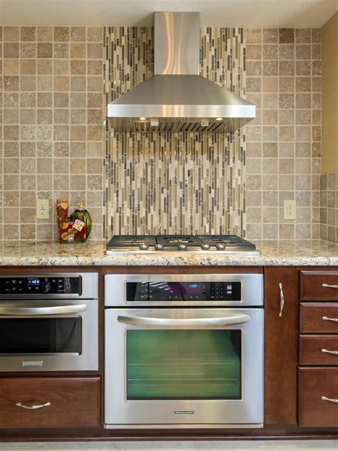 Ceramic Tile Backsplashes: Pictures, Ideas & Tips From | Tumbled stones ...