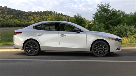 MAZDA3 に対する画像結果