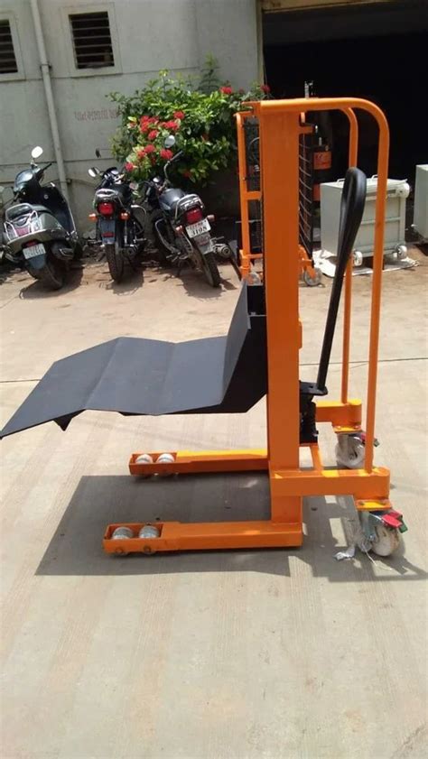 Hydraulic and Electrical Stacker - Hydraulic Hand Stacker Manufacturer ...