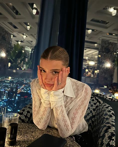 Ari Kytsya : r/beautifulbabez