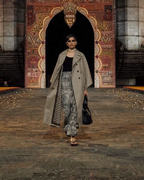 Dior’s Fall Line was an ode to Indian craftsmanship & its global influence