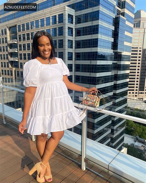 BRITTANY L. SMITH Feet - AZNudeFeet