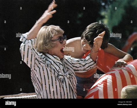 BURNT OFFERINGS, Bette Davis, Lee Montgomery, 1976 Stock Photo - Alamy