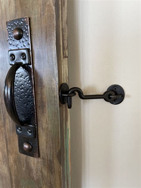 Sliding barn door locks 5 solutions – Artofit