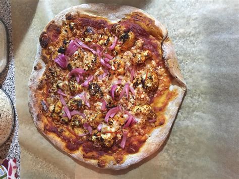 Home made Vegan roasted cauliflower and pickled red onion pizza! : r ...