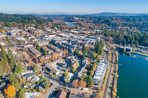 Lake Oswego Town Center at Eliza Pethebridge blog