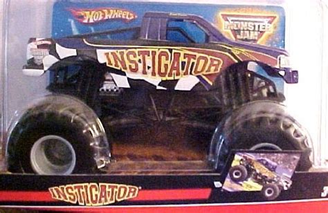Hot Wheels Monster Jam Instigator Monster Truck, 1:24 scale : Amazon.in ...