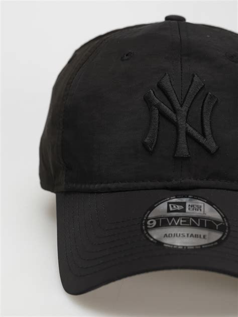 New Era Multi Texture 9Twenty New York Yankees Cap (black/black)
